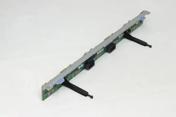 (image for) 00FJ758 IBM SAS Backplane 10x 2.5In For x3550 M5 Servers
