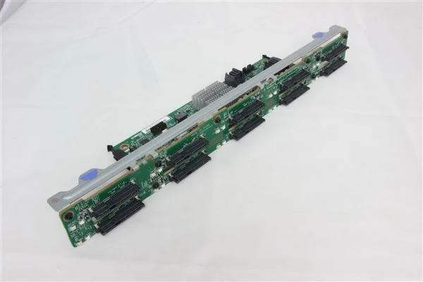 (image for) 00FJ758 IBM SAS Backplane 10x 2.5In For x3550 M5 Servers