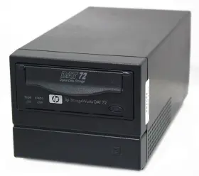 (image for) Q1523A HP StorageWorks DAT 72 External Tape Drive
